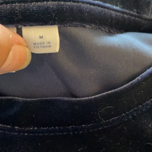 Blue velvet short sleeve top. - Picture 4 of 4